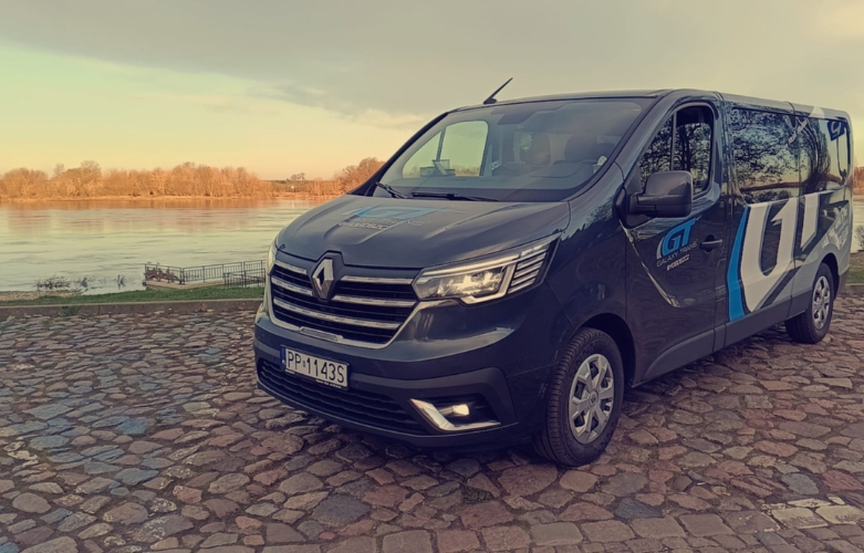 Pojazd należacy do GalaxyTrans Renault